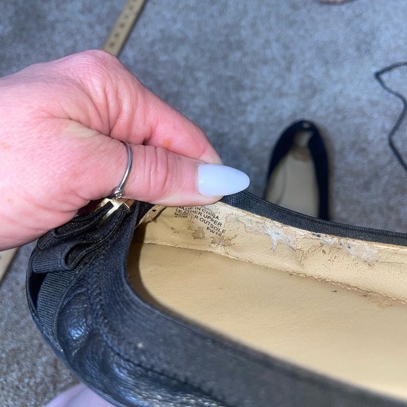 Michael Kors Dixie Black Leather Ballet Flats black cap toe bow SZ 8.5 - Picture 6 of 8